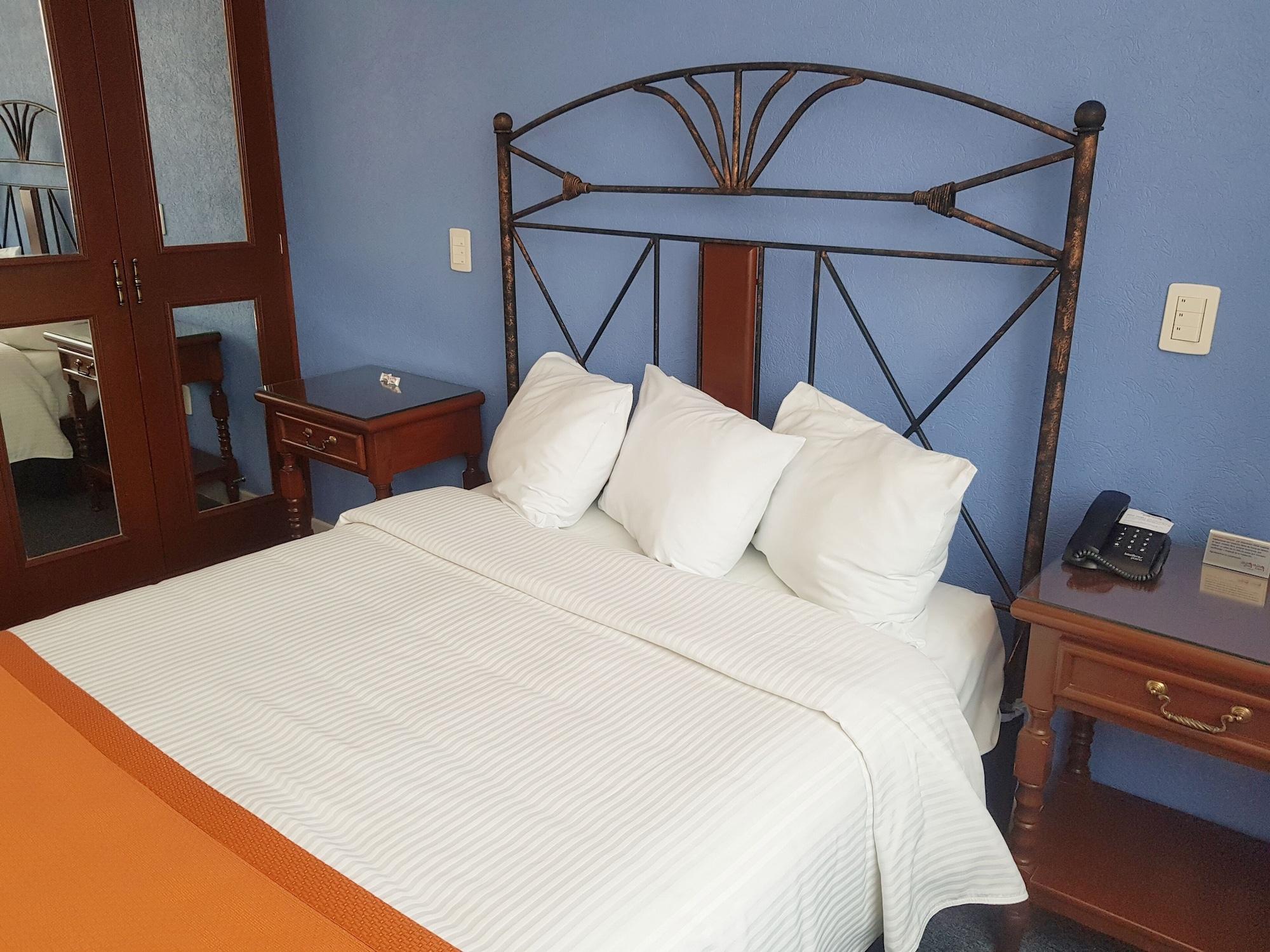 Hotel Ciros Pachuca Екстер'єр фото