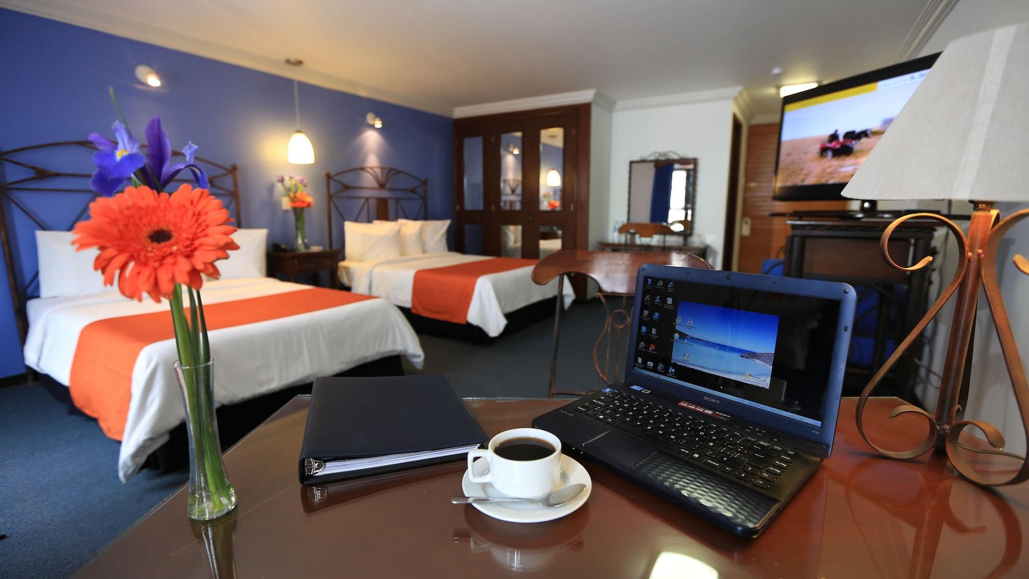 Hotel Ciros Pachuca Екстер'єр фото