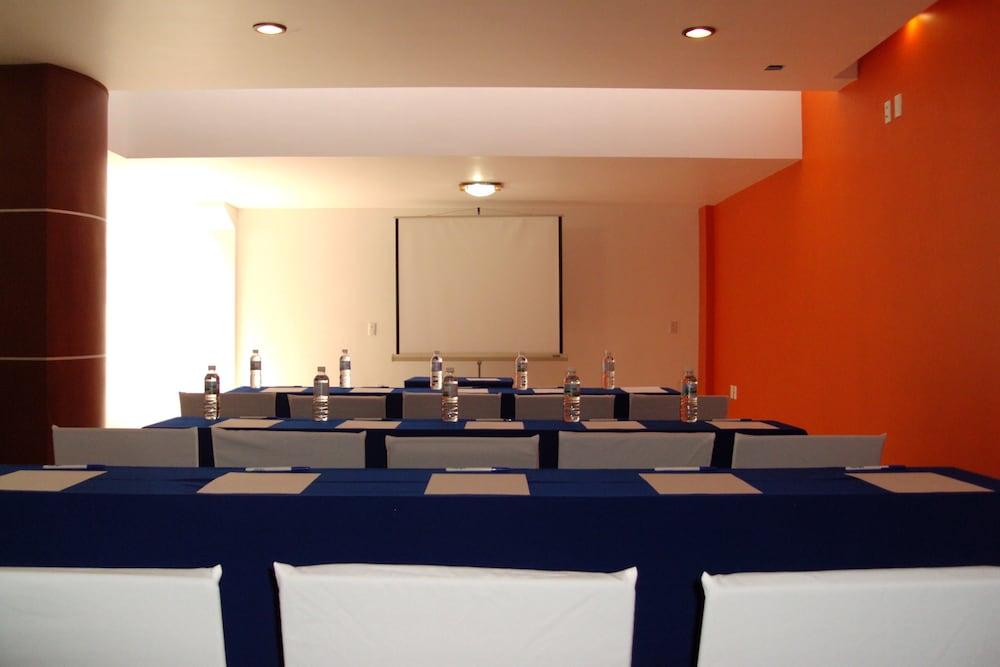 Hotel Ciros Pachuca Екстер'єр фото